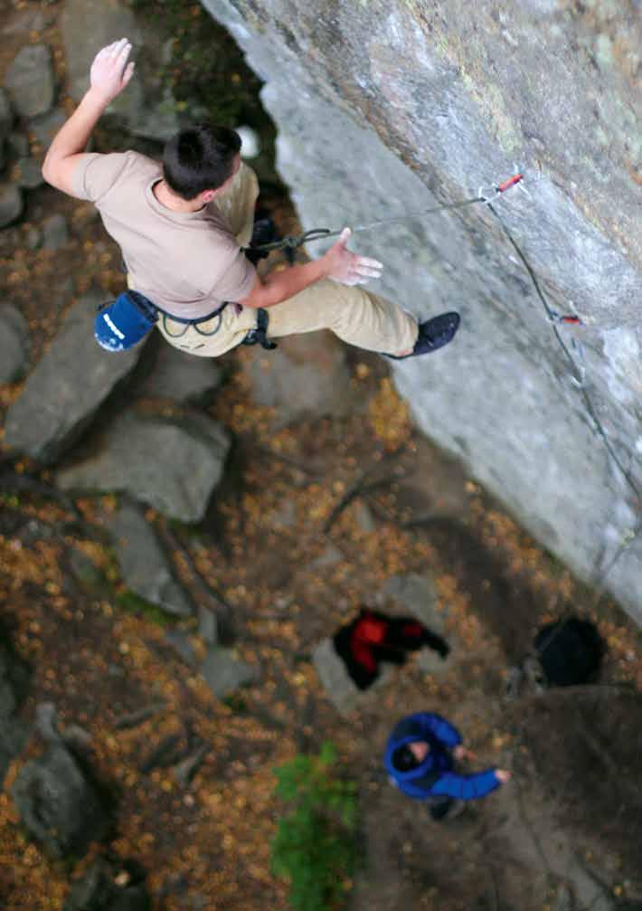 DNTung Ringerike - 2011 Er du mellom 13 og 26 år og er glad i friluftsliv med action og humør da kan ungdomsgruppa være noe for deg. Ta med deg en venn og bli med på tur! Søndag 13.2. Skitur på Vikerfjell.