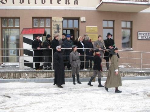 jėgų išbandyti rinkosi kovingai nusiteikę savanorių būriai iš aštuonių Klaipėdos krašto teritorijai istoriškai priklausiusių žemių: Klaipėdos rajono būrys Ant