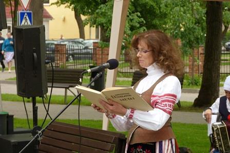 MOLIO DIRBTUVĖS SKAITOVĖ VIRGINIJA KOCHANSKYTĖ KURŠIŲ AINIAI VAIDILUTĖ MAŽIEJI PAGONIUKAI ARBATINĖJE.