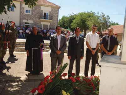 130 GODINA OPĆINE PROMINA Polaganje vijenaca i paljenje svijeća Predsjednik d Općinskog vijeća Danijel Džapo Danijel Džapo, uvodno kazavši kako novoizabrano prominsko Općinsko vijeće na svojoj prvoj