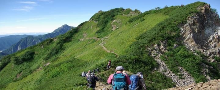 Hakone byr på en fantastisk naturopplevelse. 80% av landets område er dekket av skoger og fjell. Det er derfor mange fine steder å vandre i Japan.