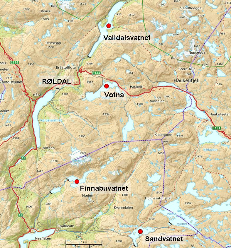 1.0 Bakgrunn Figur 1: Magasiner i Røldal/Suldal området som ble prøvefisket i 2017: Valldalsvatnet og Votna i Hordaland. Finnabuvatnet og Sandvatnet i Rogaland.