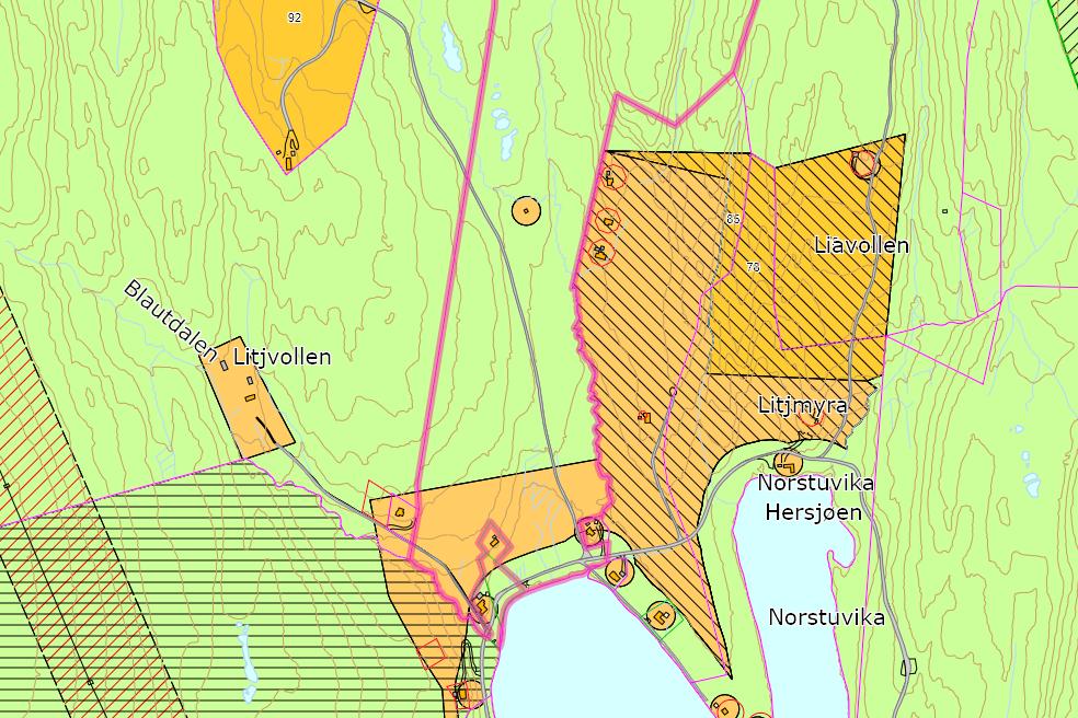 2 Bakgrunn Eiendommen 83/1 besitter relativt store utmarksområder nord for Hersjøen, og disse er beskjedent utnyttet til fritidsbebyggelse.