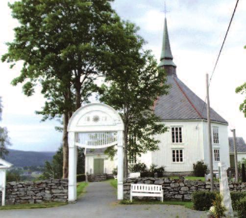 Hemne kirke har vært åpen for publikum hver tirsdag i hele sommer og i Wesselgården har utstillingstemaet gått fra dåp og konfirmasjon til bryllup. Fra 14. oktober til 25.