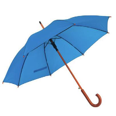 Alle snakker om været, men ingen gjør noe med det Tango Klassisk paraply med buet trehåndtak og automatisk åpnefunksjon.