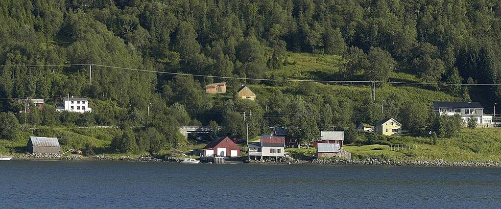 Vedlegg ILLUSTRASJON AV KRAFTVERKETS UTFORMING Illustrasjonen nedenfor viser en mulig utforming av kraftstasjonen ved Synnøvjordelva og hvordan stasjonen vil bli plassert.