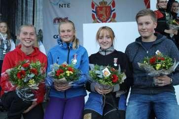 Kurt Arne Berglund Frogn og Drøbak V73 42/33 Silje Jeanett Holter Moss og Våler J 42/28 Emma Helene Heiaas Ski R 39/14 Vegard Saxebøl Frogn og Drøbak ER 42/28 Ivar Liseter Ski V73 42/30 Til sammen ga