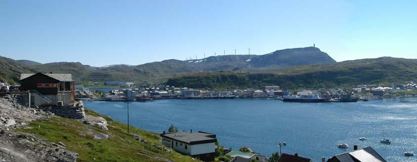 Sammendrag av konsekvensene Hammerfest vindpark 7 SAMMENDRAG AV MULIGE KONSEKVENSER OG AVBØTENDE TILTAK I dette kapittelet gis det en kortfattet gjennomgang av konsekvensene av tiltaket slik de er