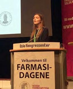 PhD candidate ten peker på de største utfordringene innen Ane Erdal presents updated knowledge at helsehjelp for eldre. Medforsker Samdal Farmasi dagene.