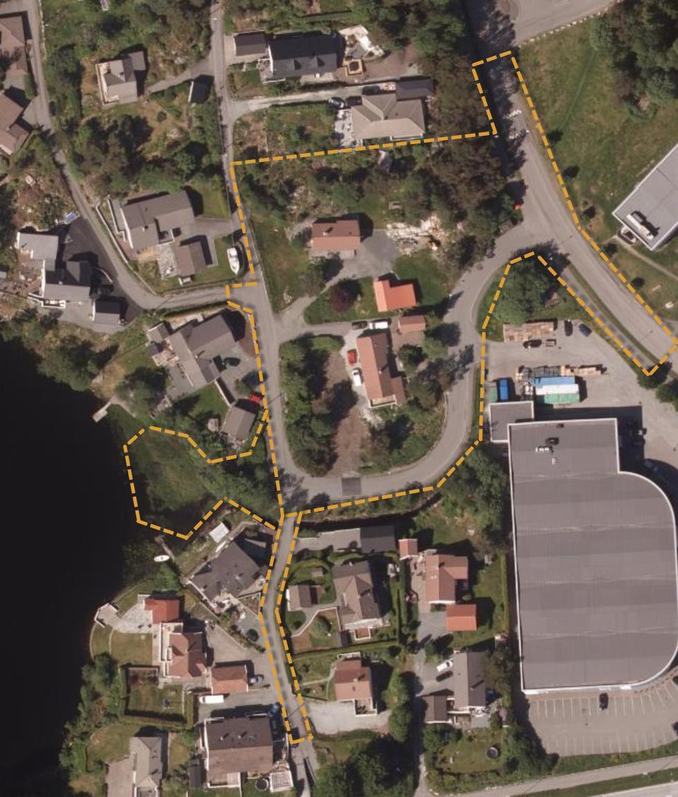 2 VA-RAMMEPLAN FOR NORDRE GOMMERSHAUGEN 1 INNLEDNING Denne VA-rammeplanen med kartvedlegg beskriver rammevilkår og prinsipielle løsninger for vannforsyning (drikkevann og brannslukking),