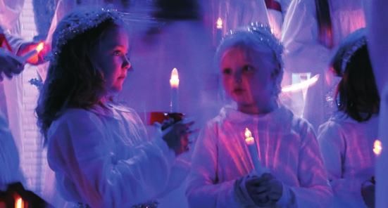 Larvik kammerkor Søndag 16. desember deltar Larvik Kammerkor på gudstjenesten. Sølvi Lewin forretter og vi satser på at kammerkoret bidrar til å lage god julestemning den 3. søndag i advent.