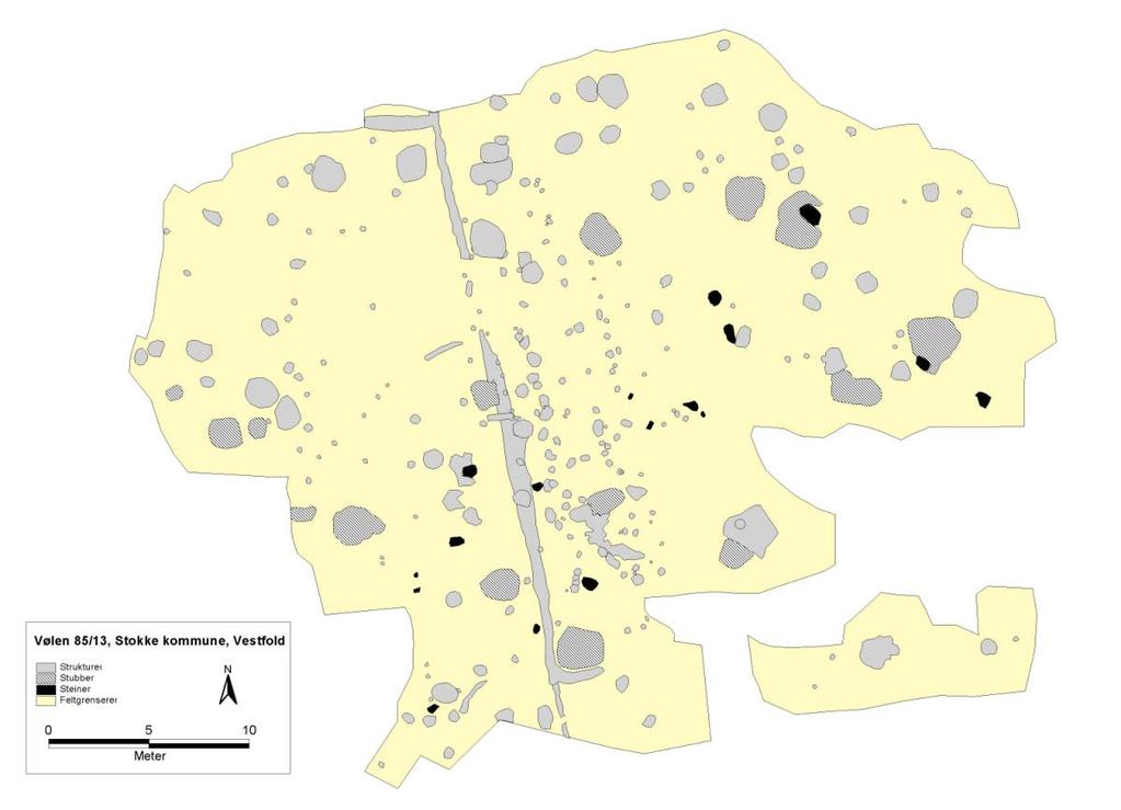 Figur 3 Oversikt over strukturer, stubber og steiner. Illustrasjon:. 4.4 UTGRAVNINGENS FORLØP Med unntak av det store antallet strukturer, foreløp utgravningen uten uventede hendelser.