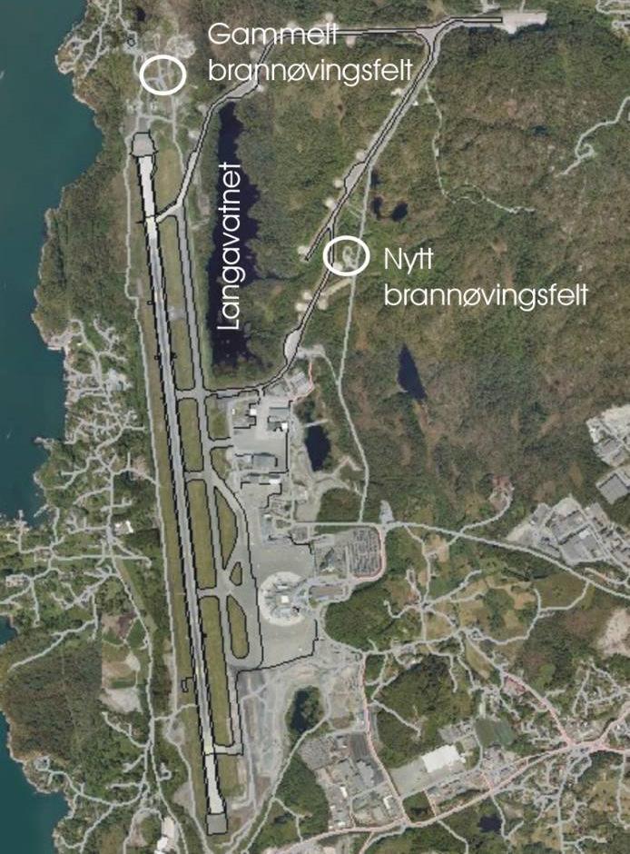 Figur 5-3. Brannøvingsfelt ved Bergen lufthavn. 5.3.2 Gammelt brannøvingsfelt (1957 1993) Det gamle brannøvingsfelt ble brukt i perioden 1957 til 1993 av Forsvaret og kommunalt brannvesen i tillegg til av lufthavnen selv.