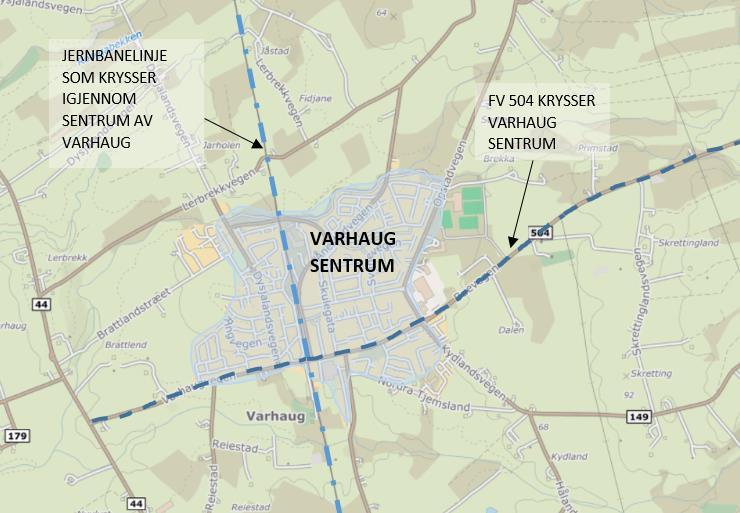 TRAFIKKANALYSE VARHAUG 3 Fylkesveg 504 går gjennom Varhaug og krysser jernbanelinjen i bro i sentrum av Varhaug. Figur 2: Illustrasjonen viser jernbanelinje og Fv. 504 som krysser sentrum av Varhaug.