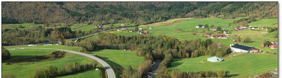 83 Gausemel/Lødemel er ein del av dalbotnen i U dalen og er avgrensa av elva Horndøla og dei skogskledde dalsidene i nordvest. Delområdet er breiast i nord før dalen smalnar inn mot sør.