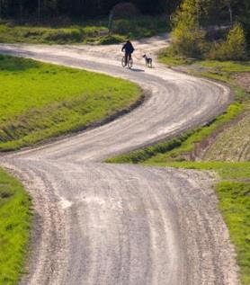 parkeringsområde, turvei er begrenset etter sesong.