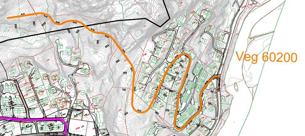 Profil alternativ 2. Det blir skjæringer/murer på opp til 9 m. Det er 1,2 km fra krysset Nausdalsvegen-Storehagen (sentrum) til krysset Kyrkjevegen- Klovene.