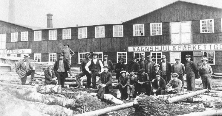 Tarketts historie starter på slutten av 1800-tallet, i et lite snekkerverksted i Malmö der det ble tilvirket tregulv av