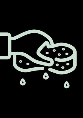 8. RENGJØRING OG VASKING Bruk nøytrale rengjøringsmidler som såper sammen med vann. Bil og båt shampoo kan benyttes.