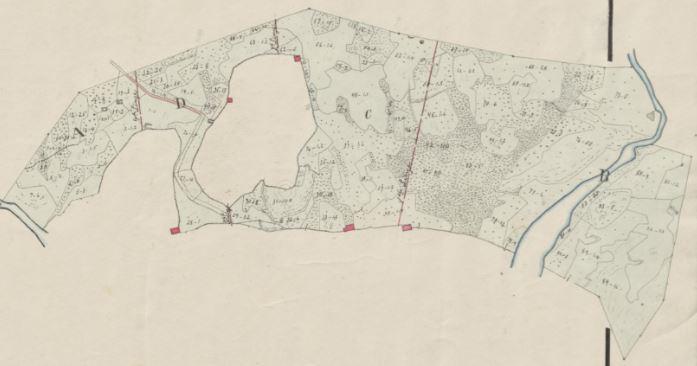 16 Utskiftingskartet fra 1912 (fig. 8) omfatter deler av nærutmarka mellom de to elveløpene på oversiden av nedre bøgard, og deler denne opp i fire deler.