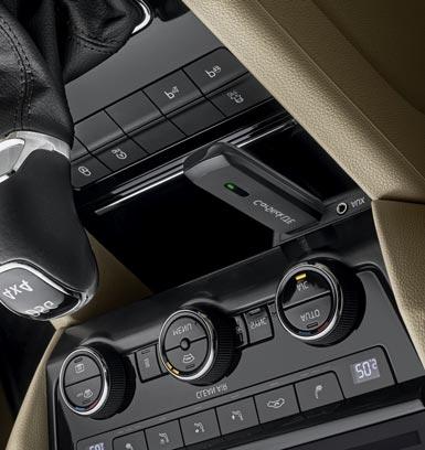 Kobler du bilen til dagens multimediaenheter åpnes en helt ny verden av underholdning, informasjon og kommunikasjon. Med infotainment fra Škoda originalt tilbehør auto.