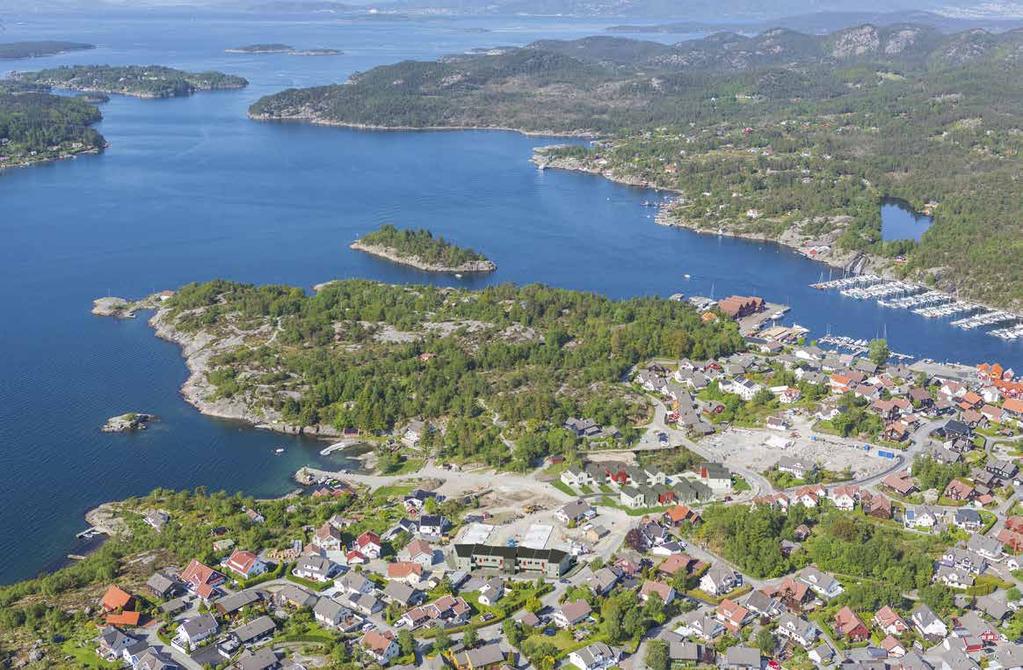 På Hommersåks kanskje beste tomteområde bygger vi et innbydende boligfelt med kort vei til sjø, skog, lyng, knauser, svaberg og gode turområder.