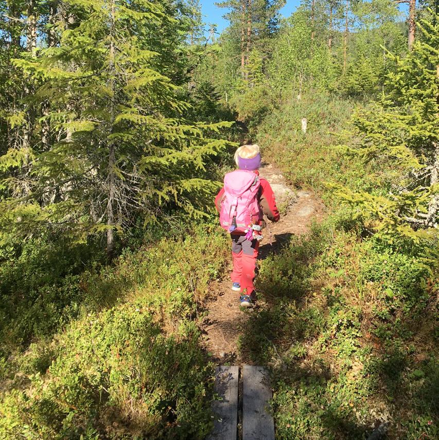 Barnas Turlag Beitstad Januar Skileik og bålkos Mars Mai August September Oktober Desember