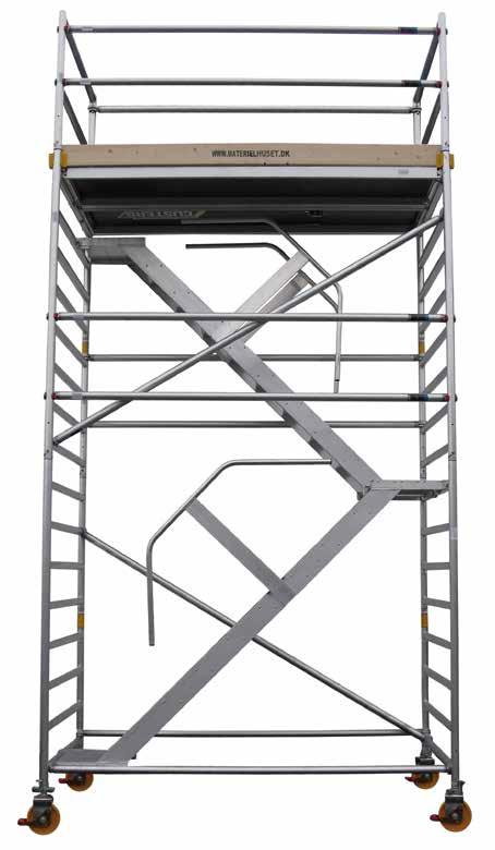 Leveres komplet og klar til brug! Trappetårne l Custers trappetårne er den perfekte løsning, når der skal større ting med på stilladset.