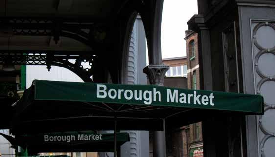 18 BOROUGH MARKET er et fantastisk stort og kjekt matmarked like sør for Themsen med både