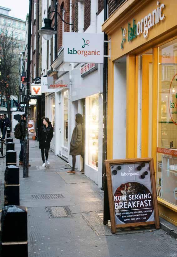 24 NEAL STREET er en veldig kjekk handlegate rett nord for Covent Garden.