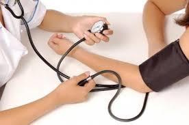 Blodtrykksbehandling Det anbefales at personer med diabetes og blodtrykk > 140/90