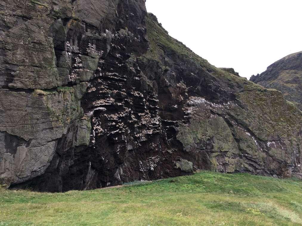 Hönnun burðarvirkja skal miða við ákvæði í reglugerð nr. 505/2000 og er gerð grein fyrir því í skilmálum.