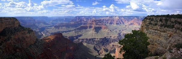 Coloradoelven gjennom millioner av år. Vi besøker utsiktspunkt og bruker god tid i dag på sightseeingen.