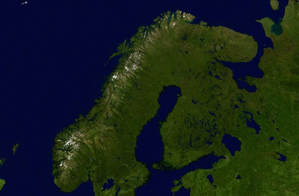 Brear i Skandinavia Noreg S. Noreg N. Noreg Totalt Tal bre-einingar 1252 1282 2534 Areal (km 2 ) 1523 1169 2692 Brear og fleirårig snø dekker ca.