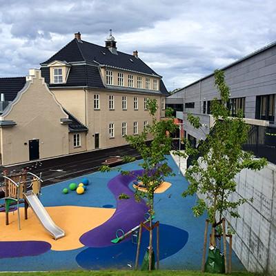 Oslo kommune Utdanningsetaten Grefsen skole minosloskole.no Skolens profil Skolens profil Sammen skaper vi fremtiden! Det er våre elever som er fremtiden. Vi skaper den sammen.