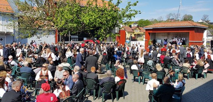 17. mai Liv Singdahlsen er trofast i Langesund menighet. Hun er klokker, og er med og driver Minigospel. Mitt yndlingsbibelvers er godt kjent.