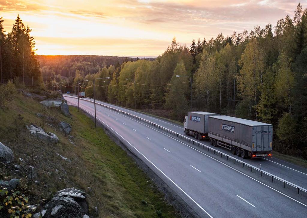 Nokian NTR NOKIAN NTR Lastebil- og bussdekkene i Nokian NTRserien er laget for å brukes året rundt og gi trygge,