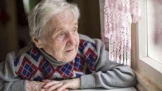 Positive oppfatninger om alderdom kan beskytte eldre mot demens, ifølge en ny studie.