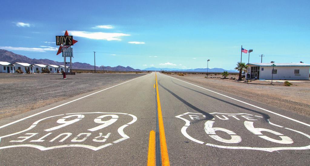 Get your kicks on Route 66! Fra Chicago til Los Angeles Bli med på en fantastisk tur gjennom ni stater og tre tidssoner langs legendariske Route 66.
