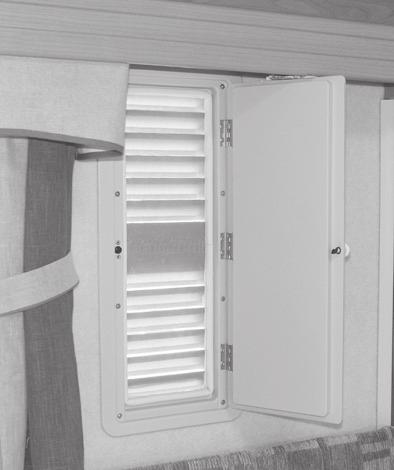 VENTILASJONSLUKE Enkelte modeller er utstyrt med ventilasjonsluke. VINDUER For i størst mulig grad å unngå kondens og for å oppnå god isolasjon er samtlige vinduer doble. Vinduene er av akrylglass.