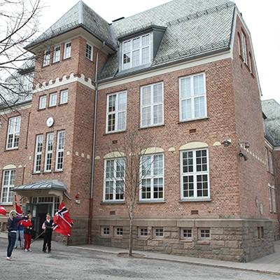 Oslo kommune Utdanningsetaten Nordstrand skole minosloskole.no Skolens profil Skolens profil Nordstrand barneskole har elever på tr. 1-7 og ligger i Nordstrand bydel i Oslo.