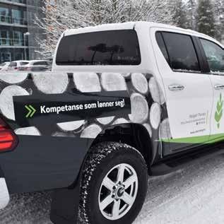styrets beretning 2017 Viken Skog skaffet nye tjenestebiler i 2017. 33 biler med «Kompetanse som lønner seg» kjører nå rundt på veiene på Østlandet.