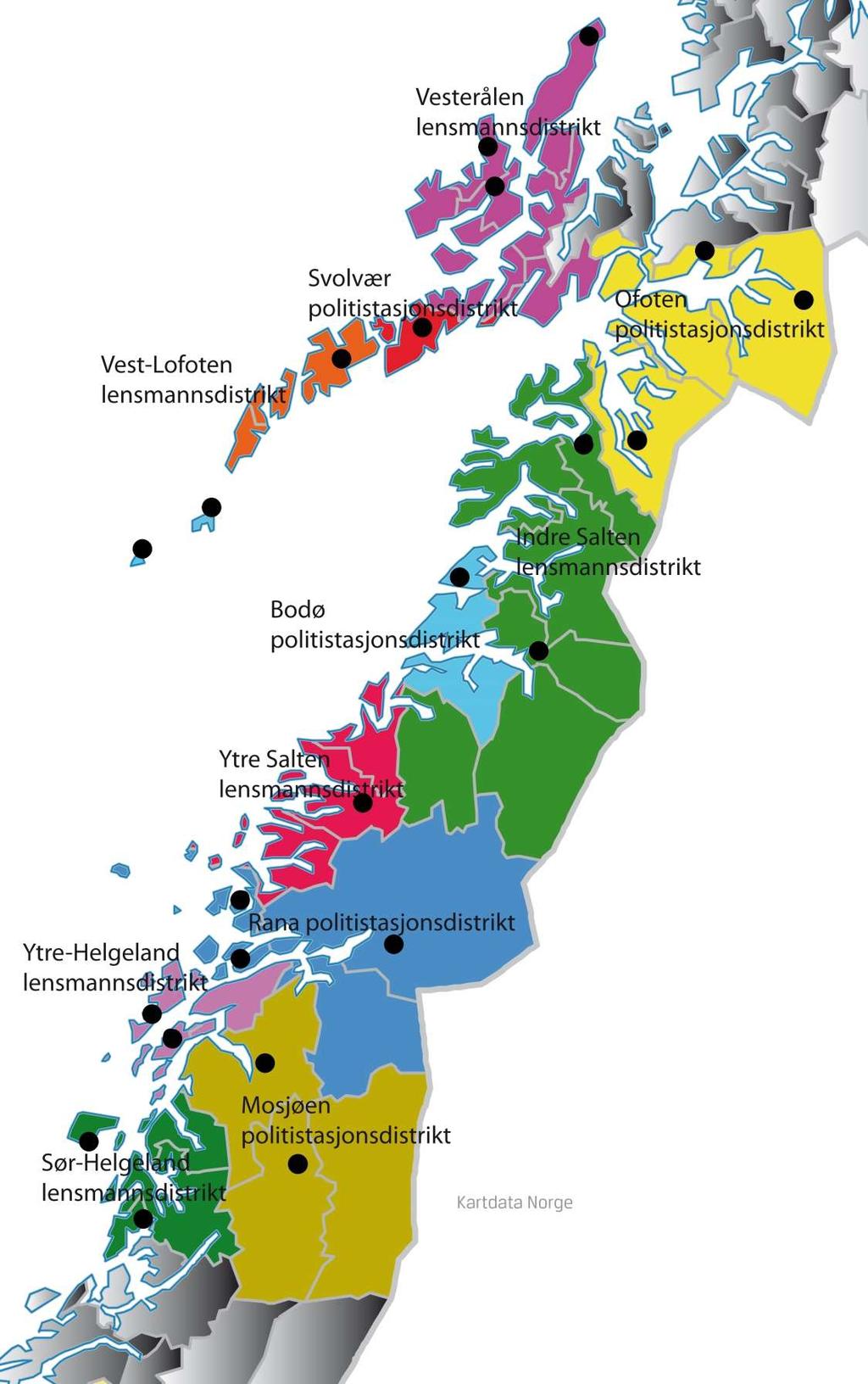 Nordland politidistrikt Ca. 240.000 innbyggere 44 kommuner 24 tjenestesteder 11 lensmanns- og politistasjonsdistrikt 5 geografiske driftsenheter Mellom 550-600 årsverk Areal på 37.