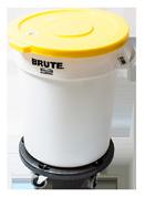 ltr, Brute Stor rund beholder som passer godt som moppedunk.