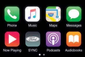 Berøringsskjerm SYNC 3 med 8 berøringsskjerm støtter sveipe og knip-ogzoom -bevegelser og lar deg arrangere app-ikoner og bakgrunn akkurat som du gjør på ditt nettbrett eller mobil.