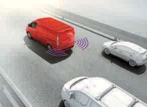 Lydvarsel Sensorer bak på kjøretøyet kan varsle om hindringer når du rygger ut fra en parkeringsplass hvor sikten er dårlig.