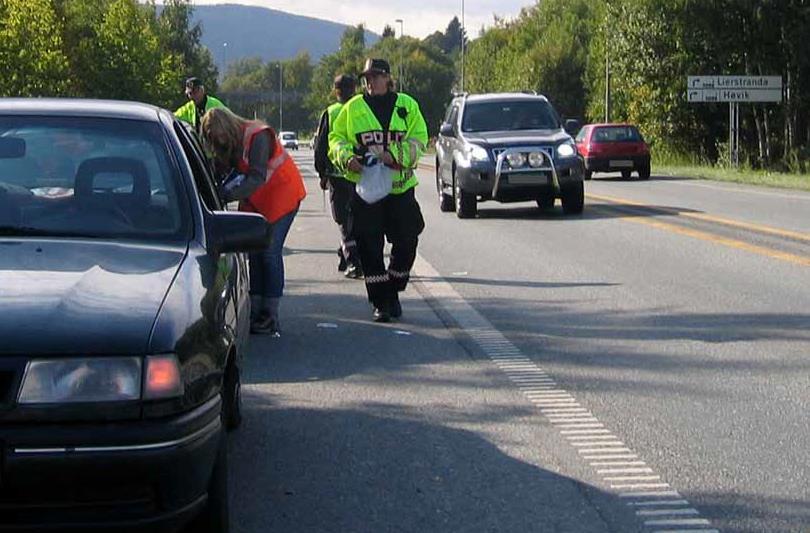 Kontroller - vegkantstudie Norge 9236 tilfeldig stoppede