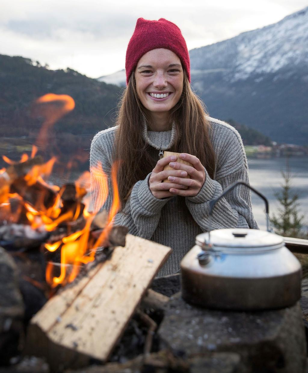 Gjennom dialog med samfunnet og kvarandre, bidrar vi til at ny kunnskap veks og får gjennomslagskraft.