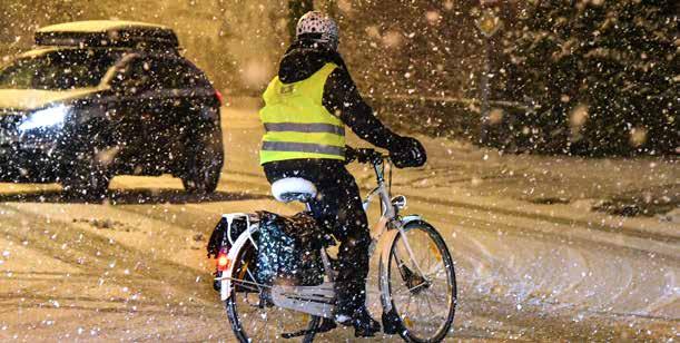 38 STATENS VEGVESEN e ÅRSRAPPORT 2017 Vintersyklist i Trondheim. Foto: Knut Opeide Post 63 Tilskudd til gang- og sykkelveger Regnskapet viser et mindreforbruk på 170 mill. kr.