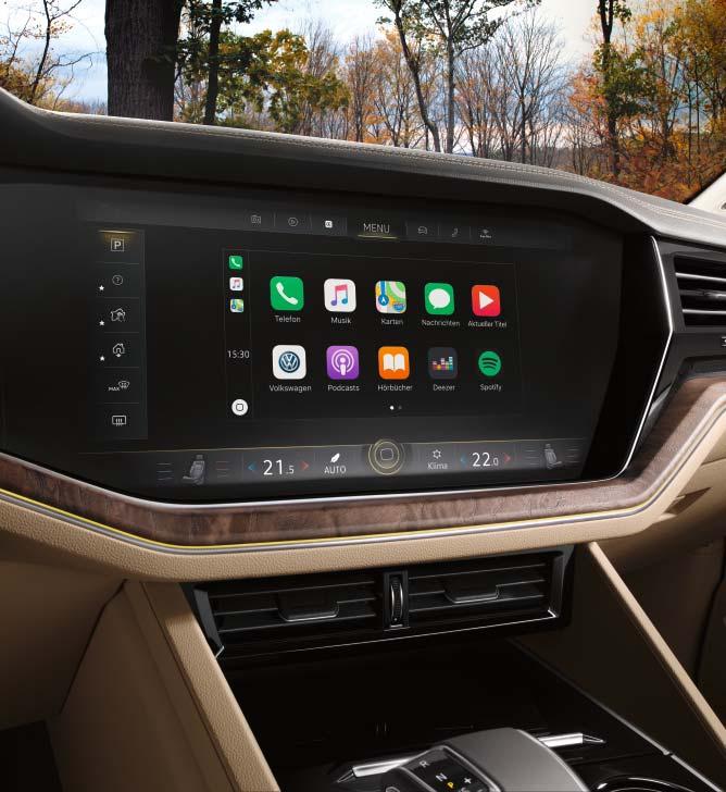 S 06 Discover Premium navigasjonssystem med premiumtelefoni, trådløs lading og Car-Net App-Connect som standard gir deg helt nye muligheter.